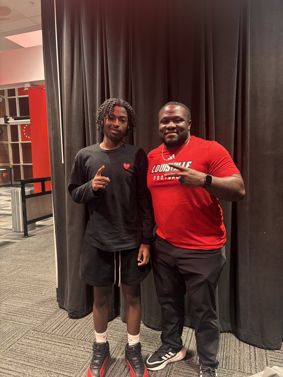 monty farrow tweet media