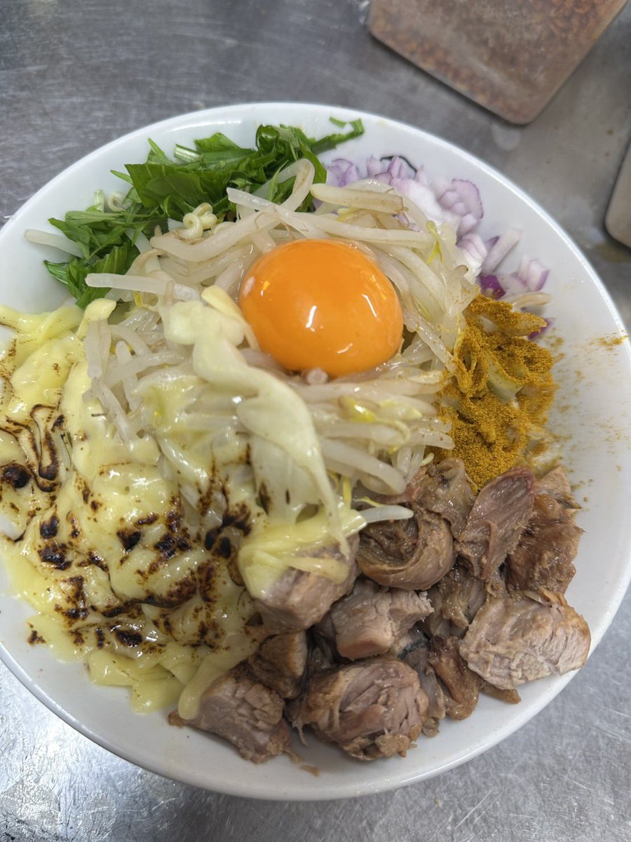 おはようございます！
麺でる多摩センター店です！

11:00〜15:00
17:30〜22:30

味噌あります🔥

Uberもこの時期かなりお得になってますので是非ご利用下さい

限定やってます！！
【炙りチーズカレー混ぜ麺】やります‼️
食券は限定Ｃでお願いします