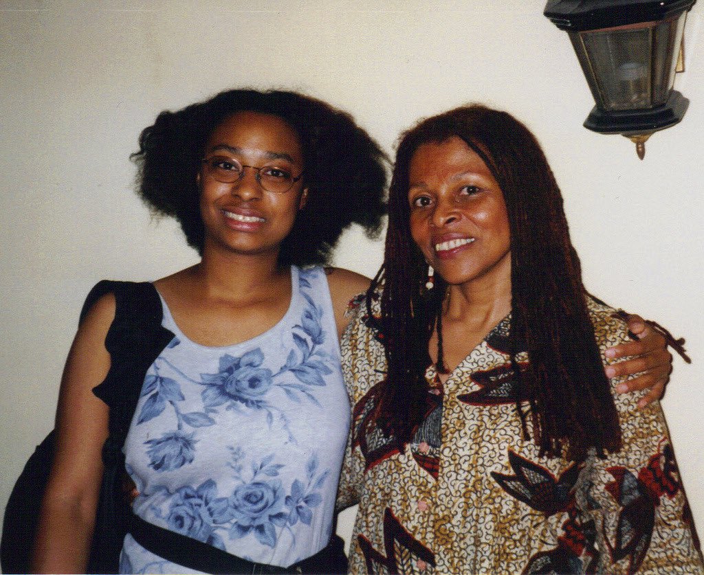 — political activist &amp; revolutionary assata shakur pictured in cuba with her daughter, kakuya shakur. 👩🏾‍🦱✊🏾🇨🇺🩵