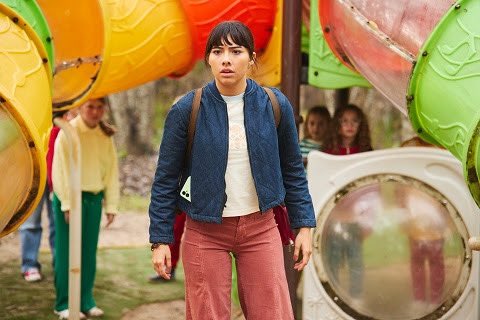 MagicHandz's tweet image. Decent, Creepy kids horror. Xochitl Gomez did good for her first lead role with what she was given but the concept is a little ridiculous.. a haunted playground seems like something out of Stephan King novel. #HIVE ⭐️⭐️⭐️✨