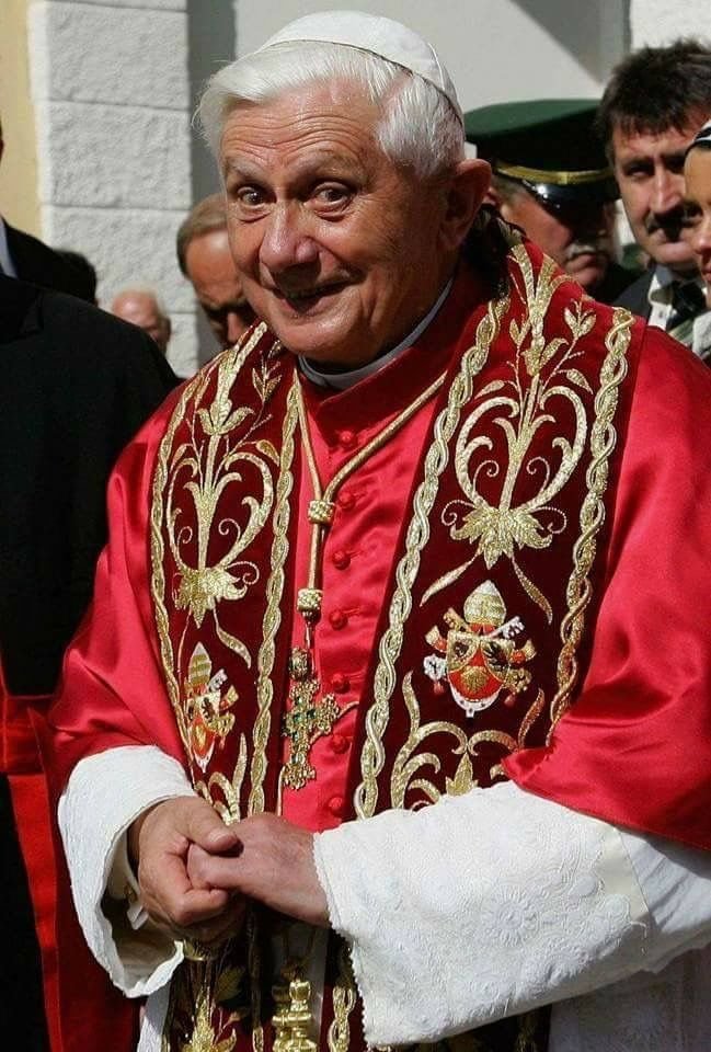 Polemista Católico tweet media