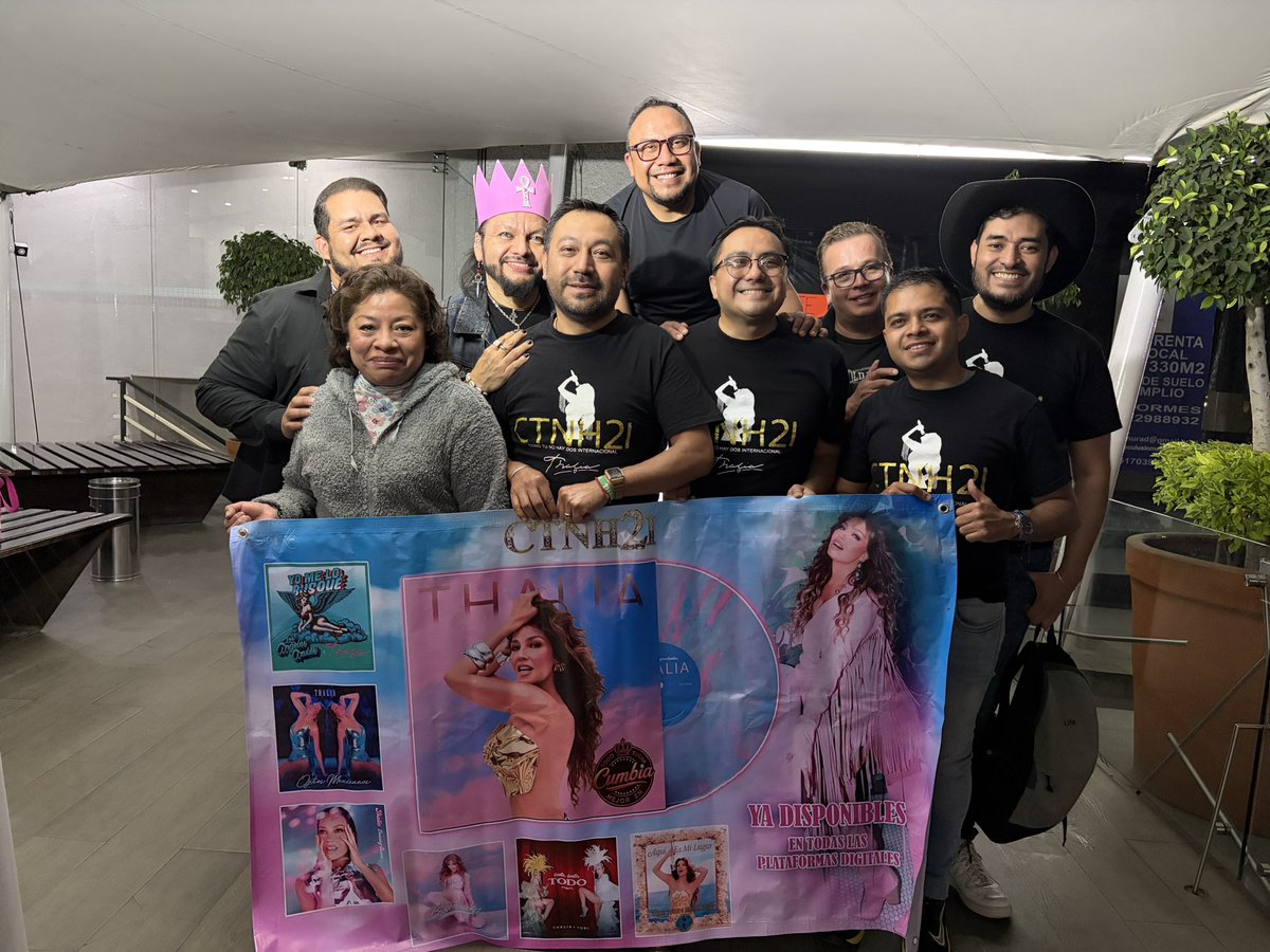 💃🏻🪩🔥💋🕺🏻 <a href="/thalia/">Thalia</a> está de estreno con su nuevo álbum #TodoEsMejorEnCumbia, así que súbele el volumen ¡¡Escuchándolo por Spotify!!. Ya está disponible en VINILO y Todas Las PLATAFORMAS DIGITALES.

✅ DALE PLAY AQUÍ ▶️ open.spotify.com/album/1j29vWtp…

“Thalia” <a href="/thalia_fcctnh2/">Fan Club Como Tu No Hay 2 I.</a>