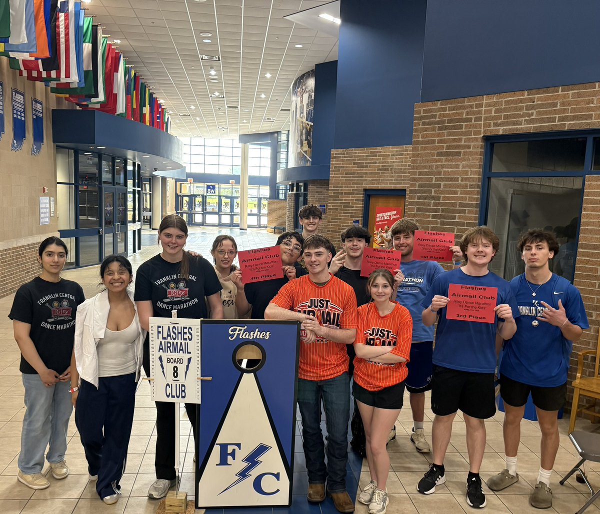 Flashes Airmail Club tweet media