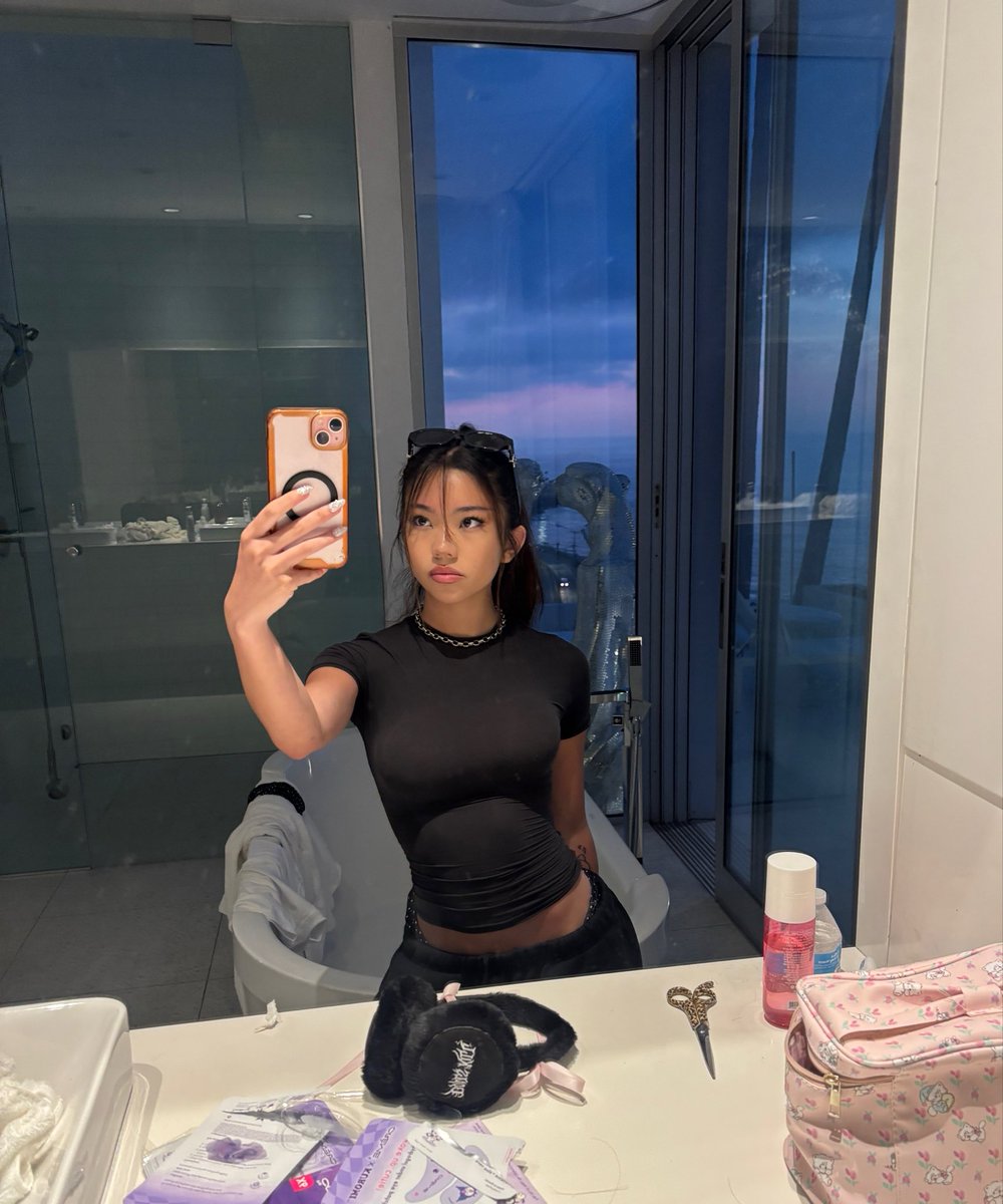 kylani tweet media