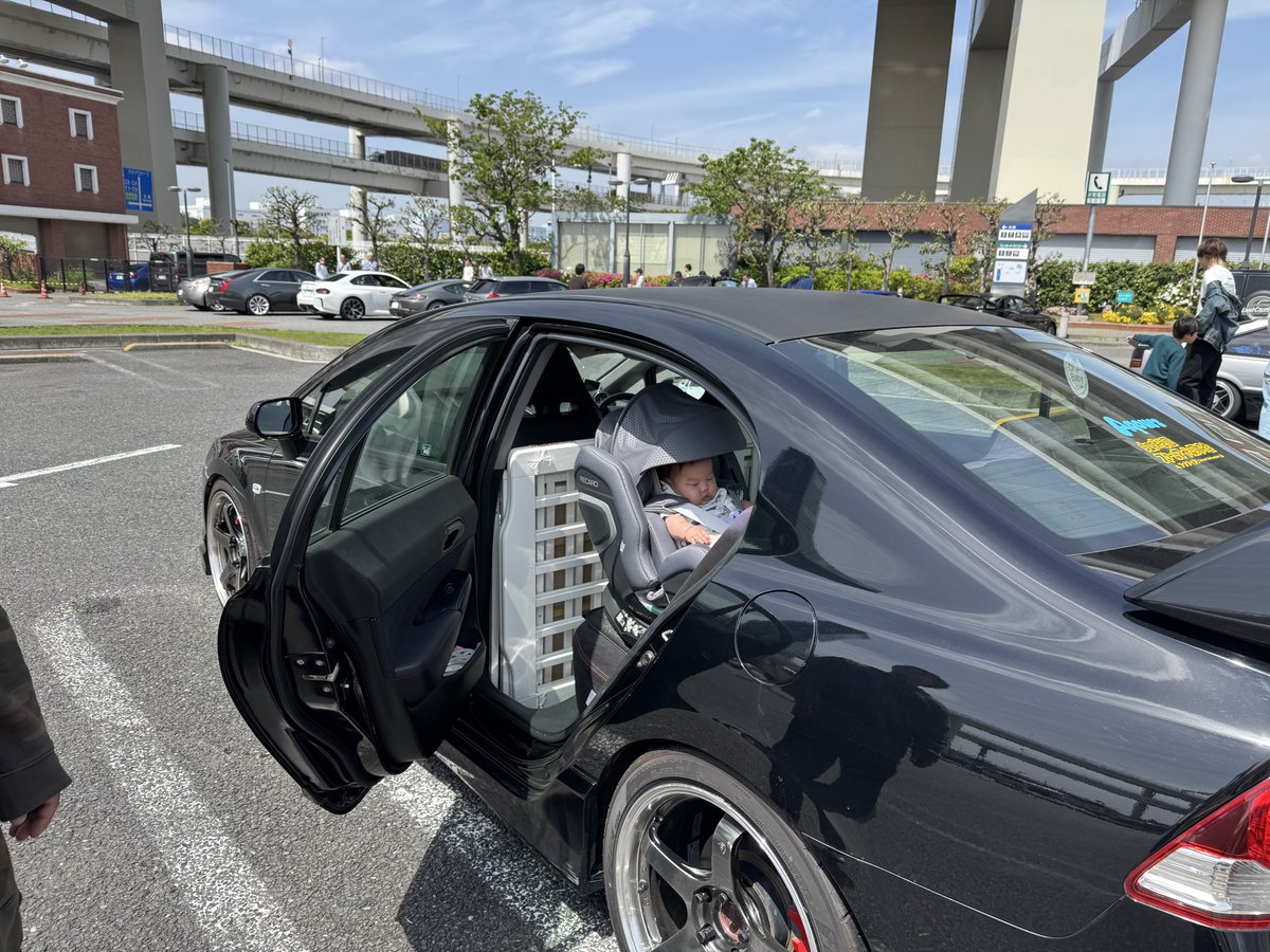近所過ぎると行く用事ないと行かないから
オムツ替えしに来たw