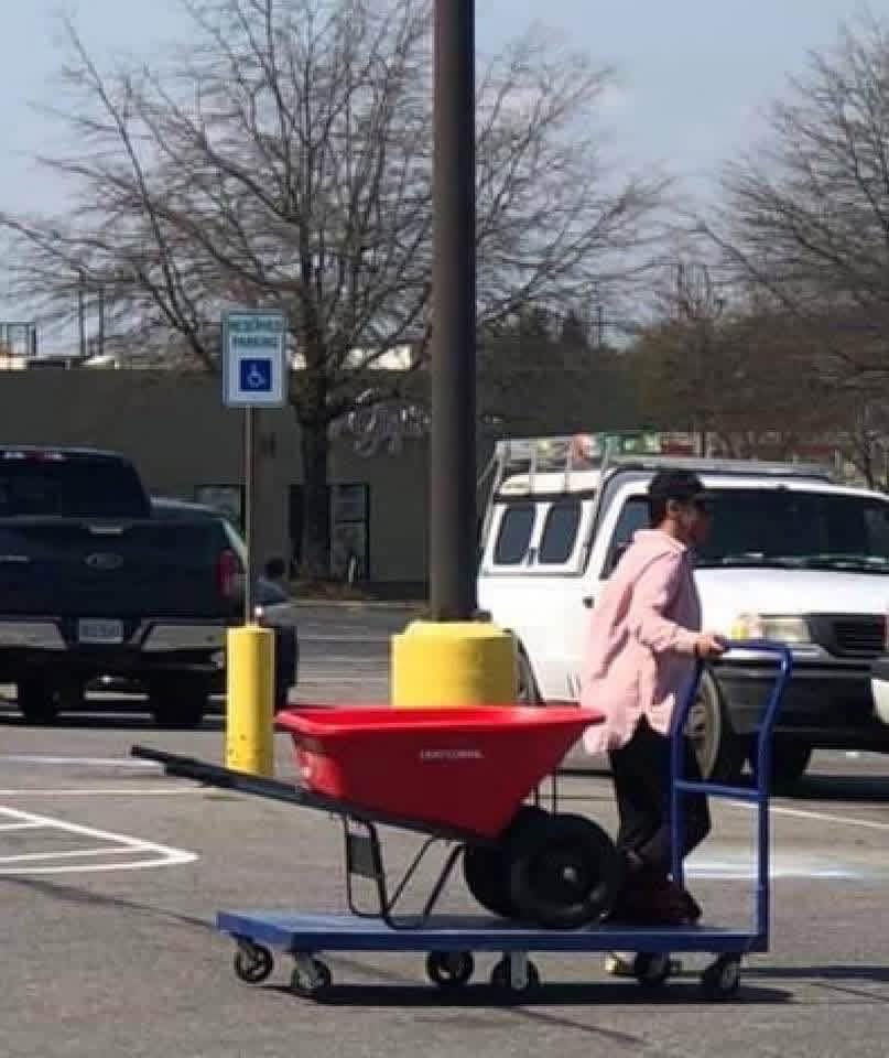 Old School Eddie tweet media