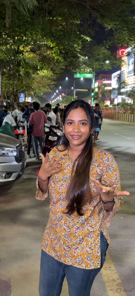 குண்டி தான் இவகிட்ட ஃபேமஸ்👅👅👅🍑