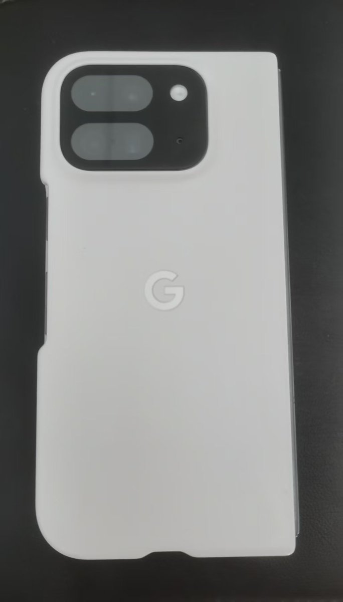 chenli135396's tweet photo. $1800 Pixel 9 Pro Fold failure:
🔋 60% Health in only 80 Cycles.
🔊 Persistent Speaker Popping.
This is a clear hardware defect, yet @GooglePixel_US support is being extremely slow. Is this the flagship standard?@Google @madebygoogle 
#Pixel9ProFold #Pixel9 #GoogleSupport https://t.co/AfoG0NuhZ6