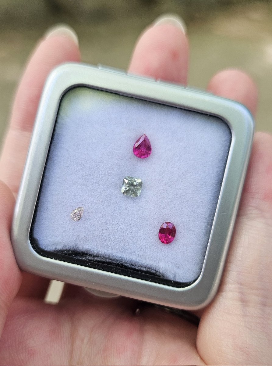 minua_99 tweet media