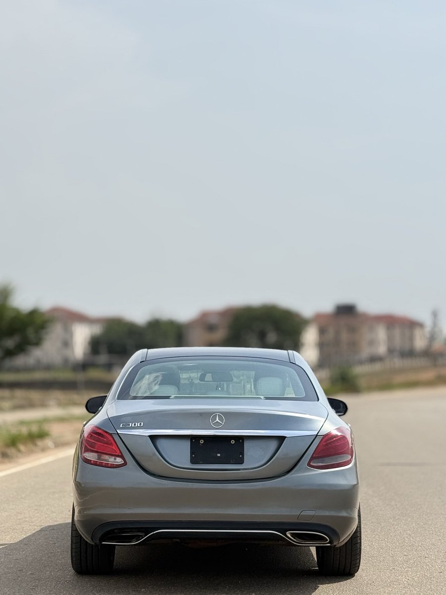 TheCARSULTAN's tweet image. SUPER SHARP REGISTERED 2016 MBENZ C300 WITH UNTOUCHED ENGINE AND GEAR, DOUBLE PANO, CLEAN INTERIOR, VALID DOCUMENTS📜…N16.8m
#2016c300 #benz #mercedesbenz #carsultan