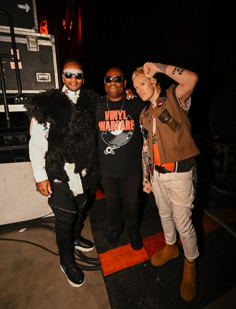 TheProdigyDaily's tweet image. 🔥 Legends 🔥

@the_prodigy and @Carl_Cox at @TheCoopLive 🏟️ Manchester 🇬🇧 16.04.2026

📸 Carl Cox social media. 
#theprodigy #manchester #music #livestage #vibes #MusicMoment #musiclegend #musicshorts #uk