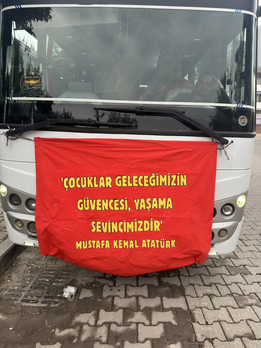FurkanA1925's tweet photo. Geliyoruz ÇAMDİBİ semtinden. ☠️ https://t.co/SRopfgmzHT