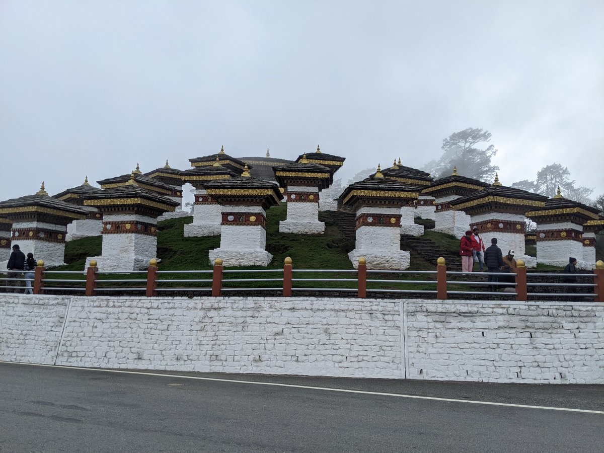 KwanKew's tweet photo. Dochula Pass at 10,000 ft with 108 chortens commemorating the military operation in 2003 by the Royal Bhutan army against Indian separatists.  In the fall, hundreds of cranes migrated to Pobjikha valley, hiked a 2.5 km nature trail to Gangtey Goempa, a 17th-century monastery. https://t.co/wBJOJsMTyj