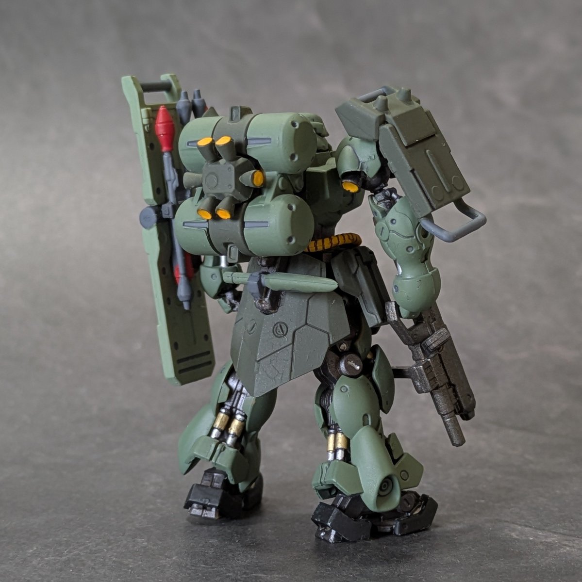 ガンダムアーティファクト ギラ・ドーガ完成しました 550円でこの情報