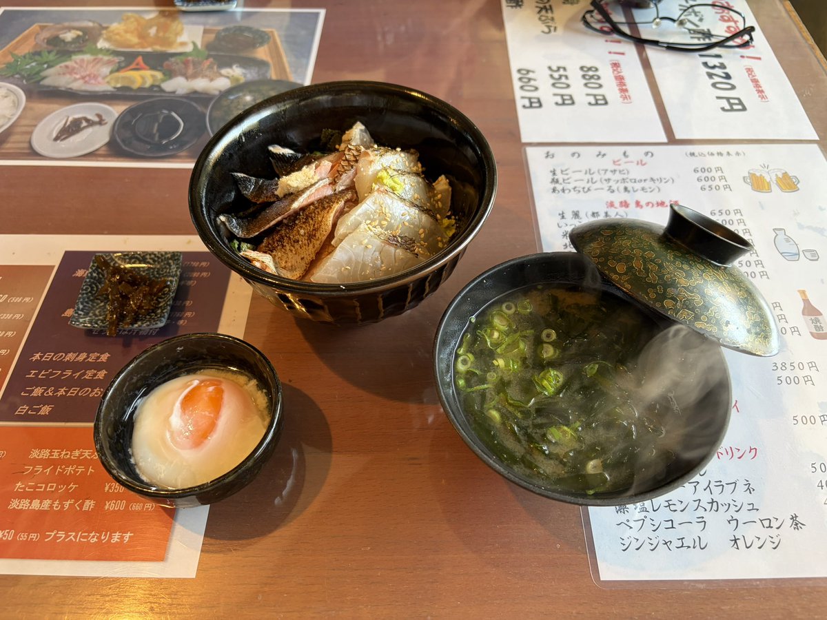 たけまん tweet media