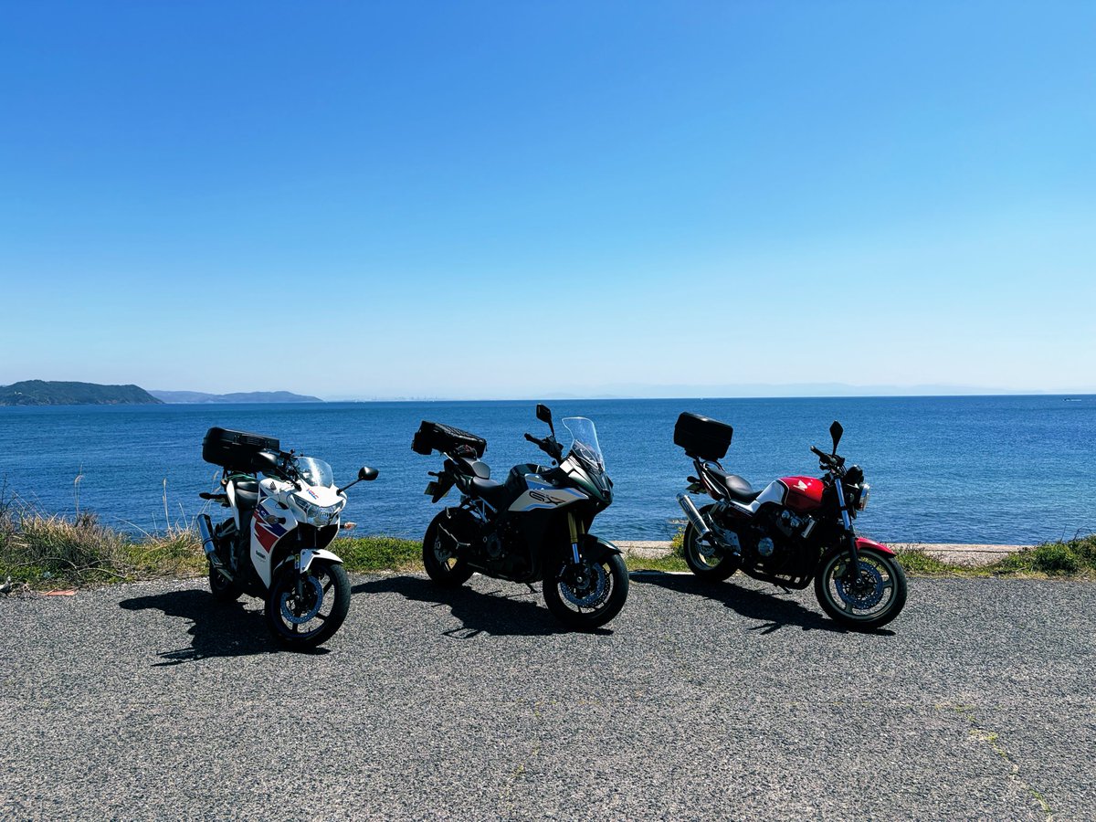 たけまん tweet media