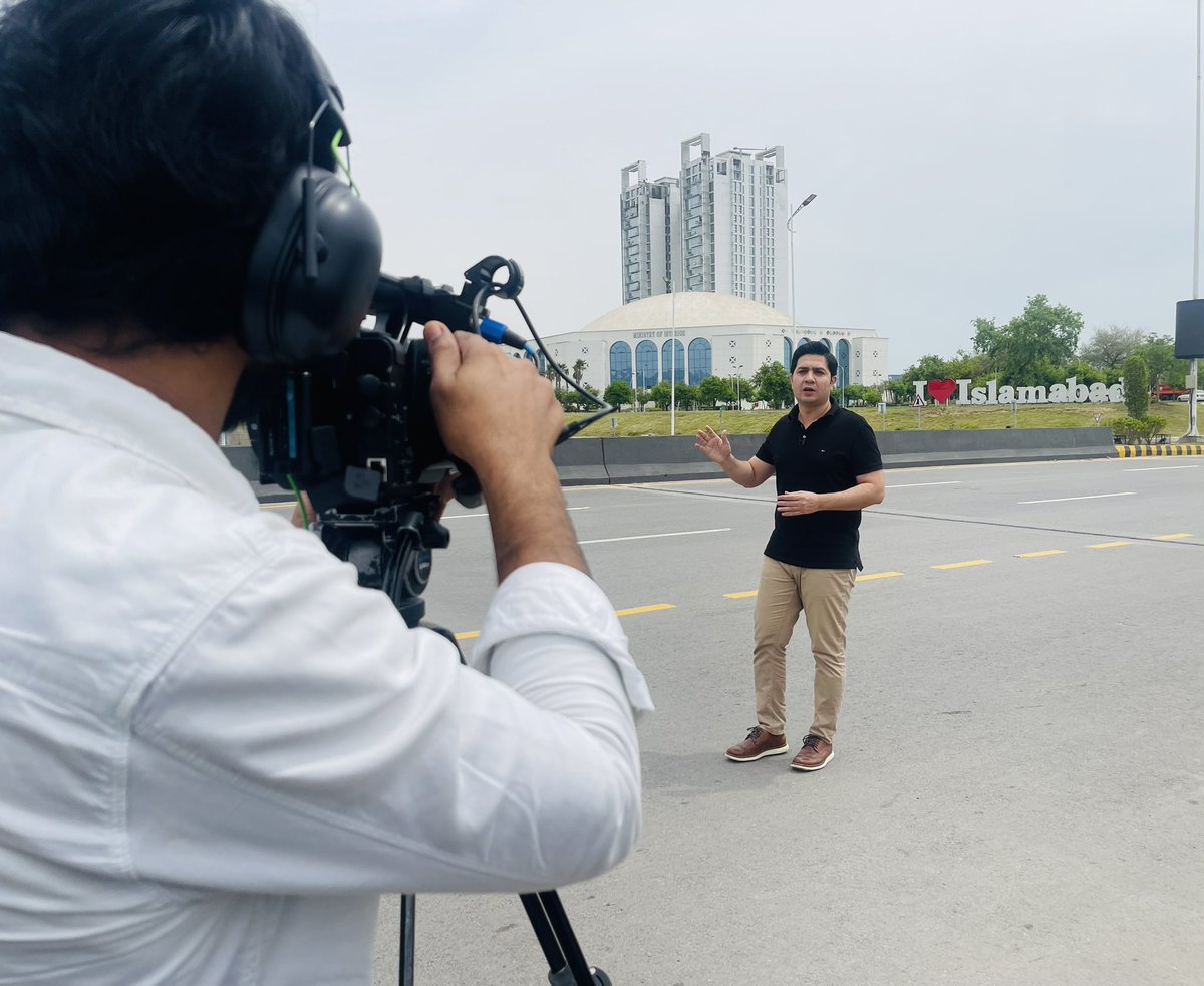 AdilNizami10's tweet photo. Geneva New york Washington London even not Paris this time. This time Islamabad is up for world peace #IslamabadPeaceProcess #PakistanTonight https://t.co/ow4AFs0GkM