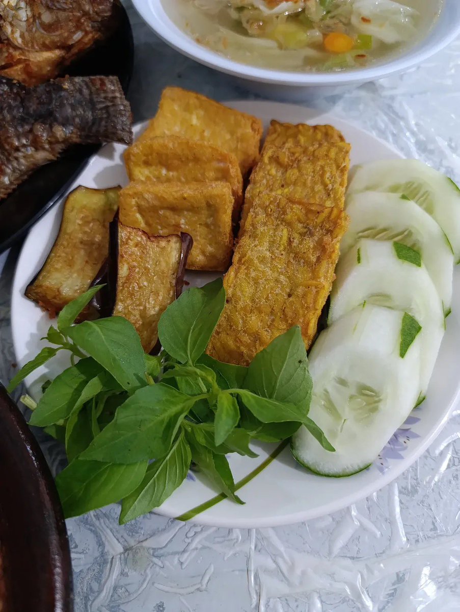 devartra tweet media