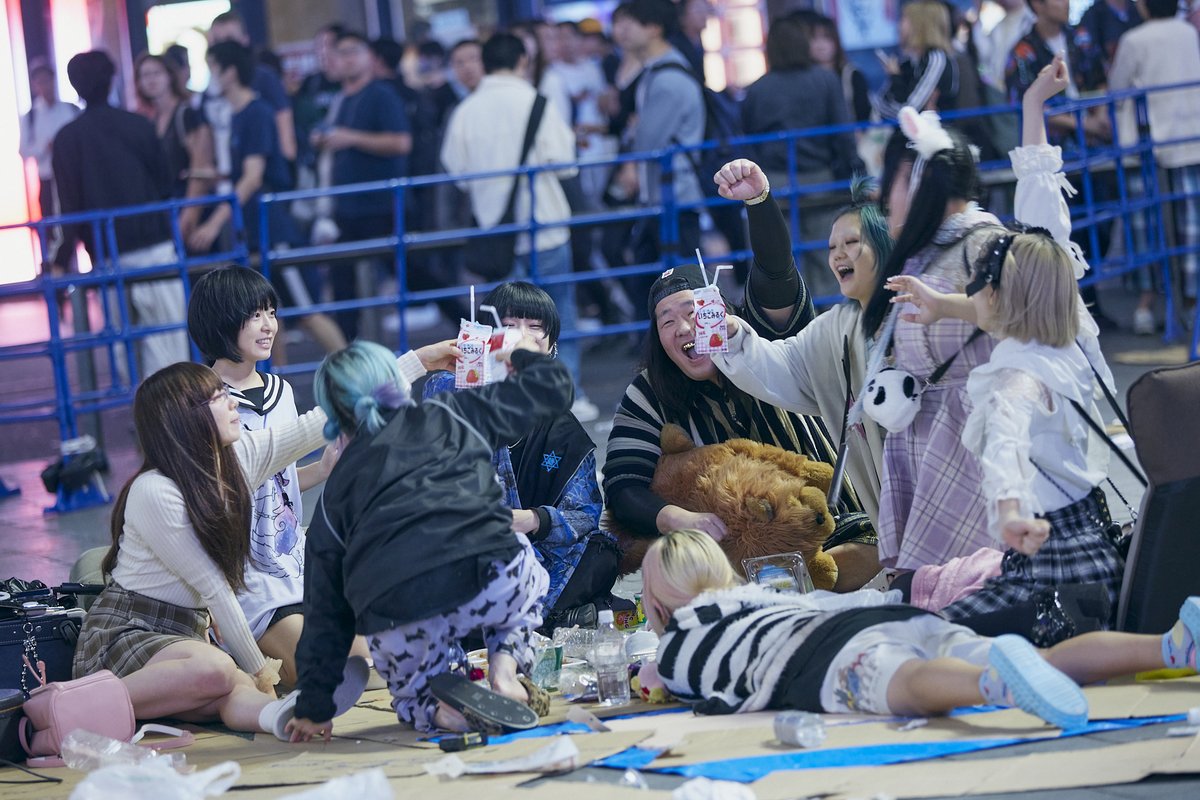 テアトル新宿 tweet media