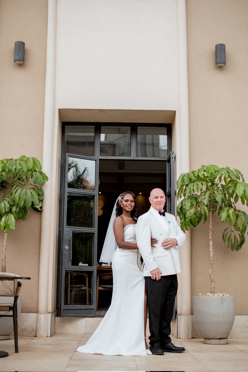 Kengun_1's tweet image. Real love 💕, real moment 🫶We frame your love 💕
Crafted with passion, frozen with precision.”
Hit dm 0703 467 458 let you &amp;amp; ur lover be frozen @Henriqshots #forever #love #couples #moments 
#brøndby #SonDüdükOkullardaÇalmasın @Kengun_1 @MaamaKampala21 @LindaEvelyn_N