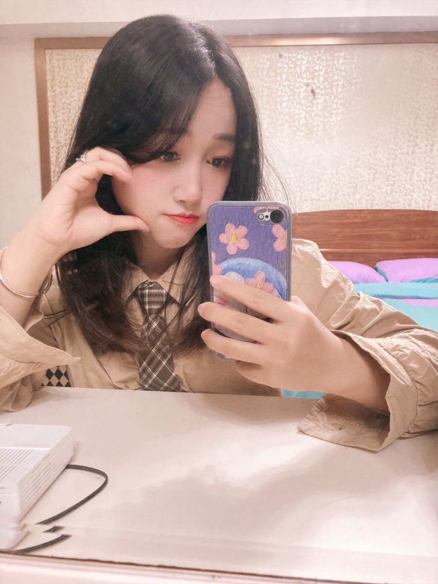 #北京

老师062

点我头像看简介玩我或联系t.me/mingshao6688

我们来玩游戏吧，把自己最重要的东西赌上
我要赌上我的人生
那我要赌上你

石景山区