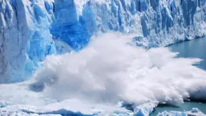 RobyChil's tweet image. La maggior parte dei #ghiacciai del mondo si sta ritirando a causa dell'#aumento delle #temperature. Ma un gruppo più ristretto si comporta in modo diverso, e le loro azioni possono essere ben più #pericolose. 

Link: thesolver.it/nei-ghiacciai-…