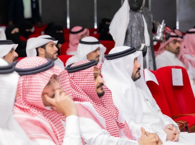 alryhaily's tweet photo. اختُتم حفل جائزة ريادة الأعمال بالغرفة التجارية بحفرالباطن، بتكريم الفائزين من رواد الأعمال والمشاريع المبتكرة في القطاعات الصناعي والتجاري وقطاع الضيافة، بحضور وتشريف سعادة محافظ حفرالباطن.

نماذج مشرّفة تعكس حجم الطموح، وتؤكد قدرة مشاريعنا على المنافسة والوصول إلى الأسواق العالمية .

#حفر_الباطن