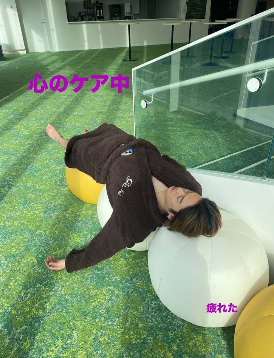 roxanne 🌅🌹 tweet media