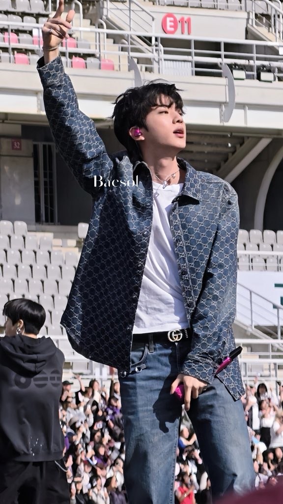 20260409

#jin #bts #김석진 #진 #BTS_WORLDTOUR_GOYANG