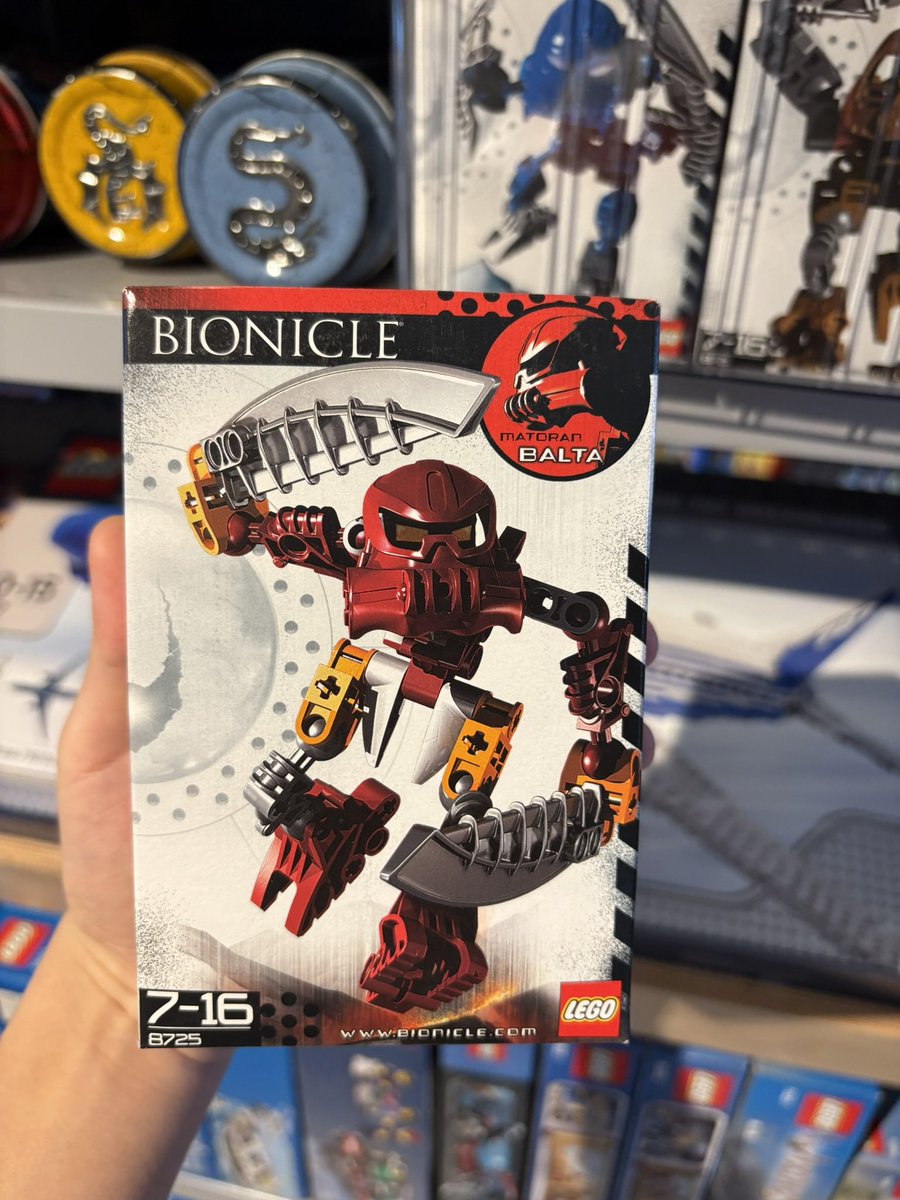 taiyomoc's tweet image. ちなみに人生初のレゴセットはこれ
(3歳の時)

#lego #bionicle