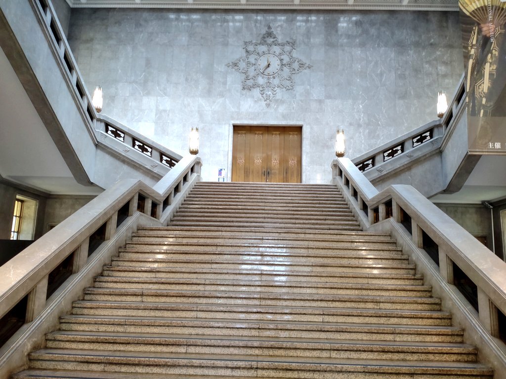 開館からほぼ１日トーハク内で過ごしました
展示を見てまわり、庭園散歩も楽しんで、ミュージアムショップでいろいろお買い物して。楽しいなぁ

別の公園に移動してネモフィラを見に行くつもりだったけど、さすがにクタクタなので中止

帰って久しぶりに智くんの若冲ミラクルワールドを見ましょう