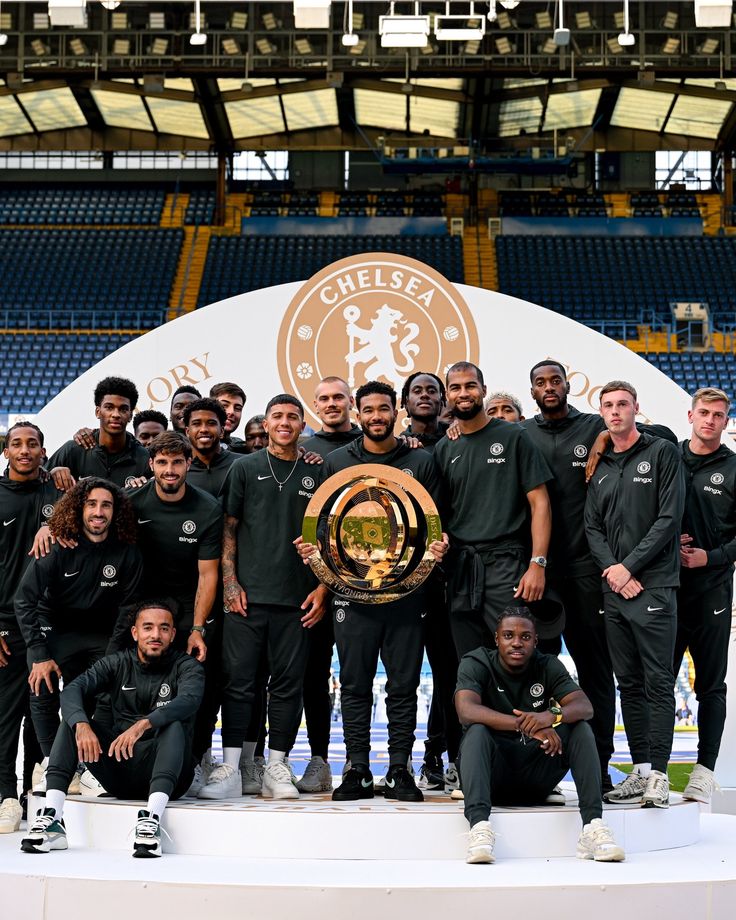 DSZN8𓀀 tweet media