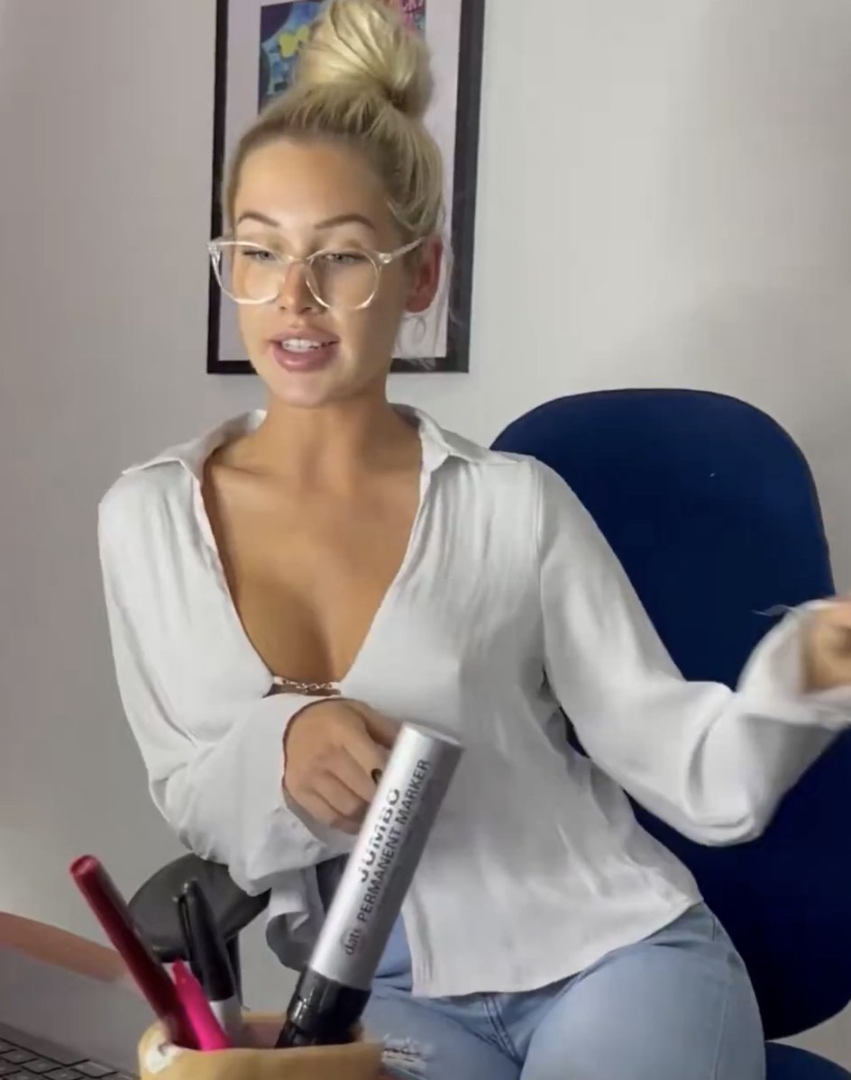 KHADEEY⚘️ tweet media