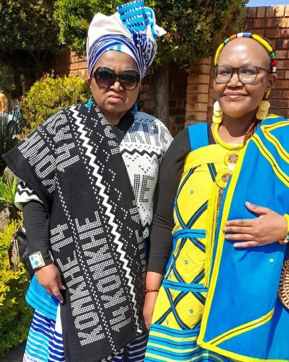 konkhe kuhamba kahle clothing tweet media