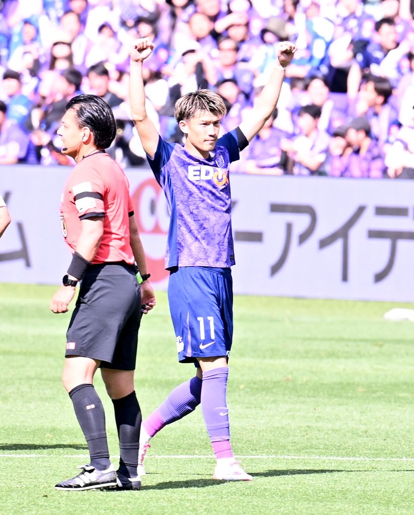 フォルツァアズーリ🍷⭐⭐⭐⭐⭐ tweet media