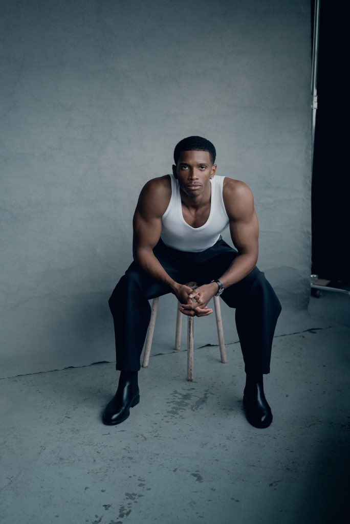 Happy Weekend 🚨

Founders don’t just need distribution,
they need space to articulate.

Because distribution, by itself, only solves one problem: visibility.
It gets eyes on a project. It creates awareness. It drives attention in the moment.

But attention without understanding