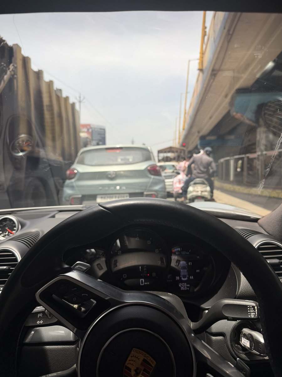 zubarekhan tweet media