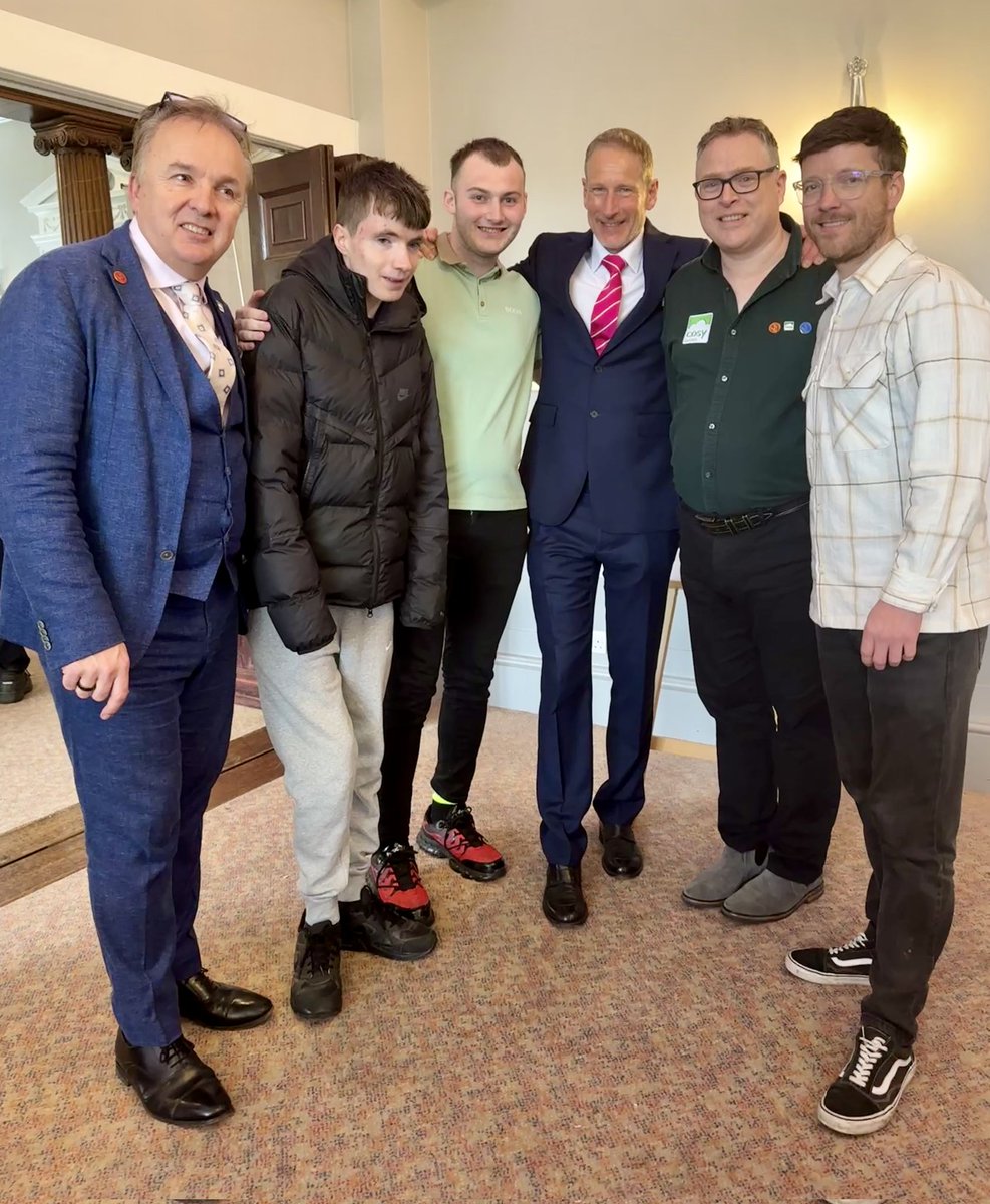 T2Derby's tweet photo. Great to join Cosy Direct on Wednesday celebrating their King’s Award 👏

We’re lucky to work with them, supporting a learner on a Supported Internship and others on work experience.

Opportunities like this really matter 💚 https://t.co/FenJehVg2k