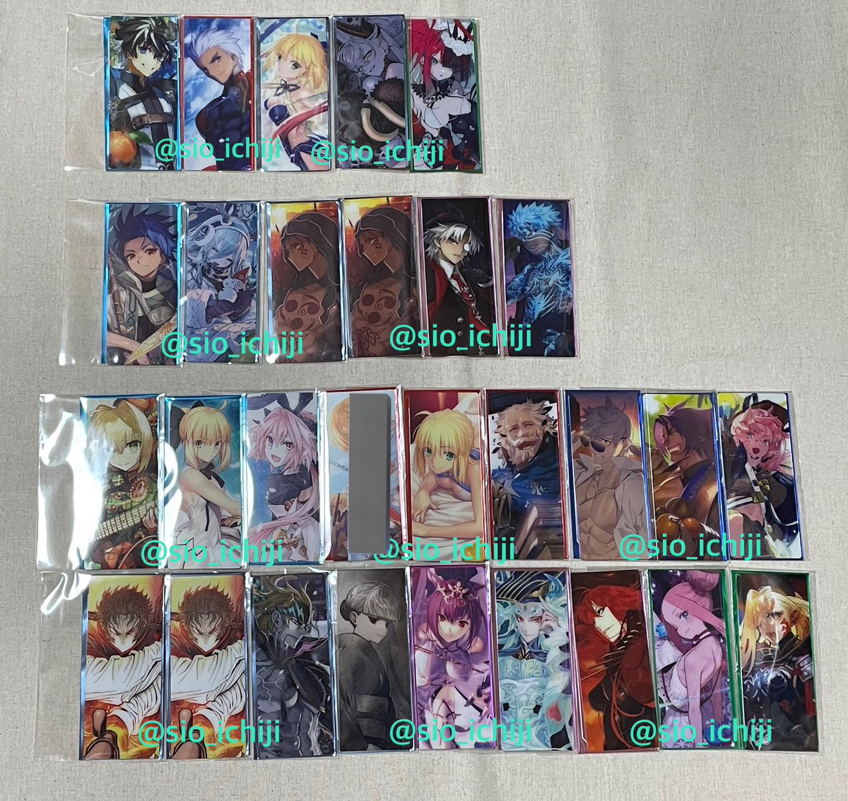 【交換】 FGO 最終再臨展 編成画面風 カード 

譲) 画像1

求)画像2 (リプライに添付)

最上段は求①とのみ、
2段目は①②、
3・4段目は①〜③との交換希望です。
→