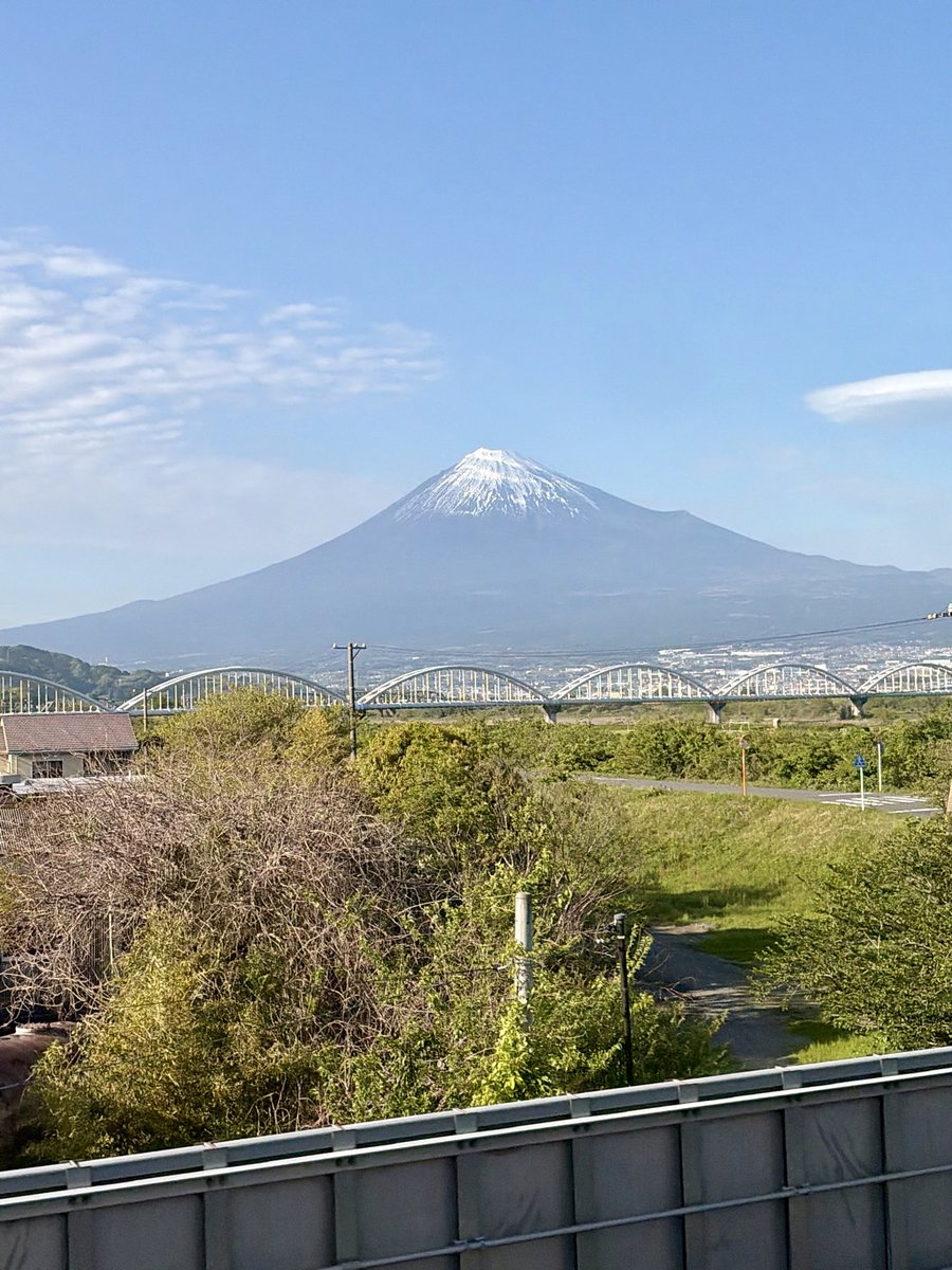 今日は綺麗な富士山を拝めました！

#富士山