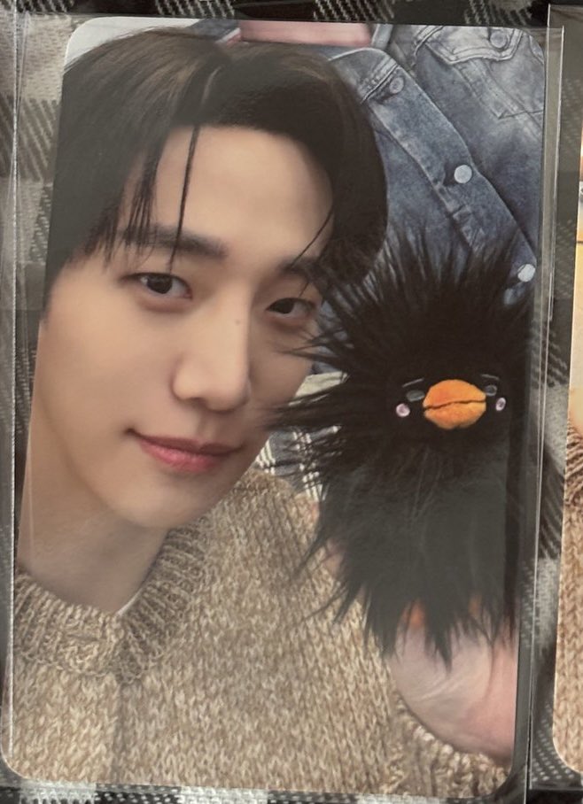 나도 바펭이 포카 갖고 싶어요 ㅠ
#위버스너무해 #바꿔죠 #국룰을따라줘 #주문번호하나라구