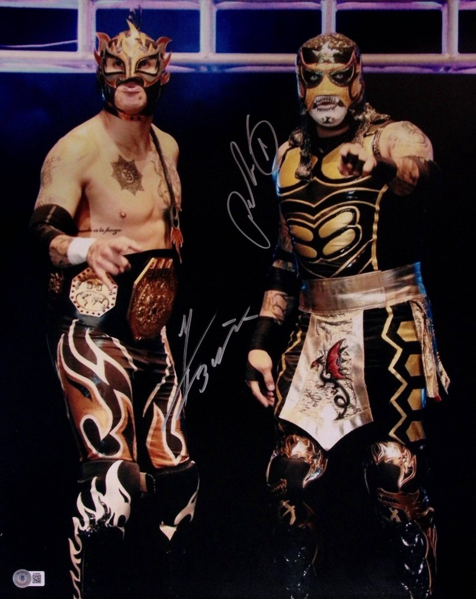 Day 66 of posting the Lucha Bros until they reunite.

#Penta #ReyFenix | #WWERaw #SmackDown
