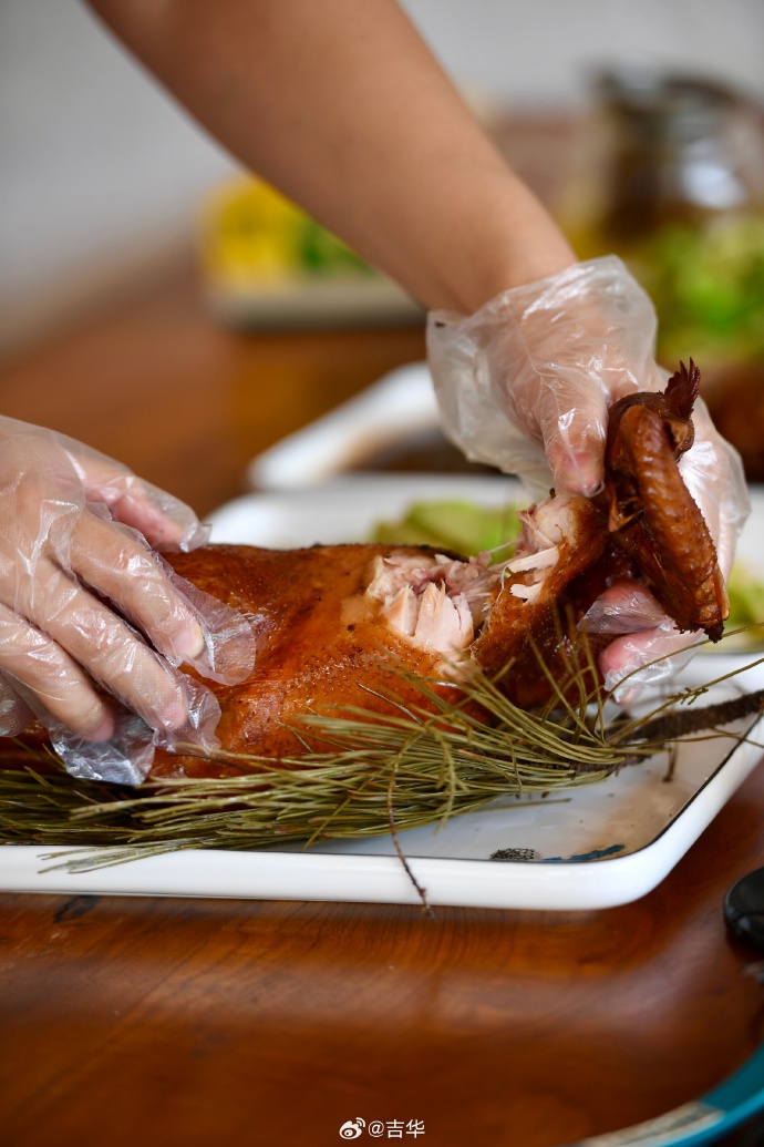 Chase Michael tweet media