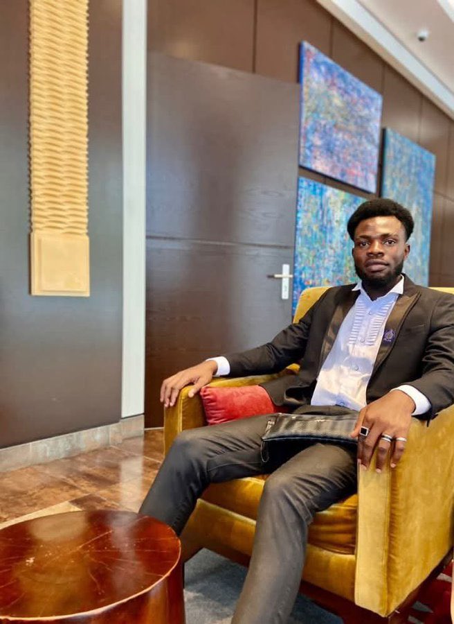 AB3NKWAN SARKCESS tweet media