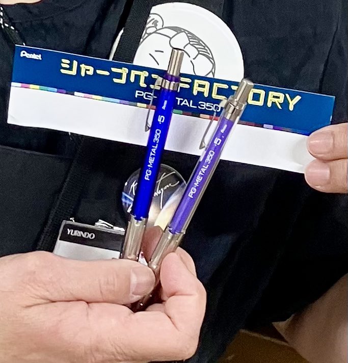 yurindo_ebisu's tweet image. シャープペンFACTRY始まりました！
紫に水色を入れた左とクリアに紫入れた右！どっちもキレイ！
ぺんてる製品550円(税込)以上お買上げで推し色シャープペンシル作れちゃう🎶
#ぺんてる #シャープペンシル
#FACTORY #推し色