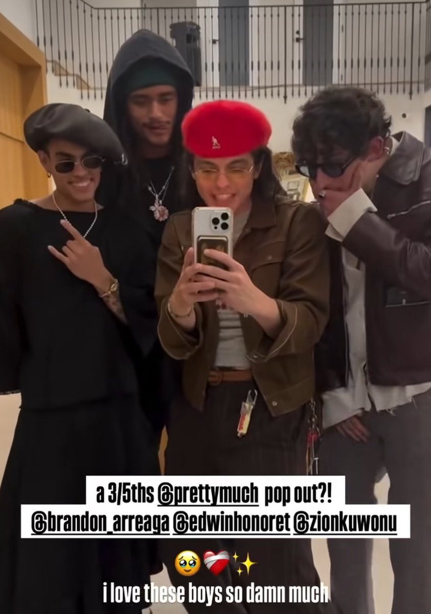 sheraffair's tweet photo. BRANDON TA VIVO, OBRIGADA PELOS MIMOS MOÇO QUE NÃO CONHEÇO, ESSA BENÇÃO APARECEU NEM NOS 10 ANOS DA BANDA https://t.co/3GH0wfnIK1
