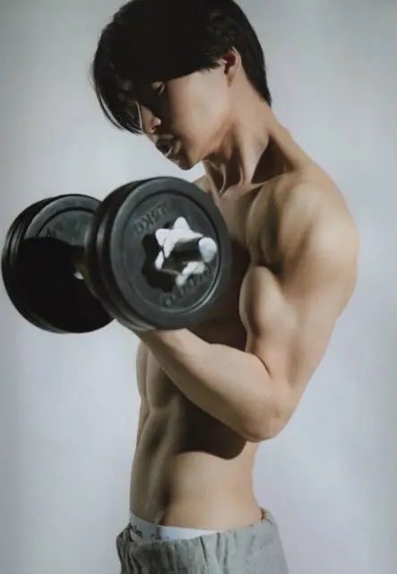 apollo_taeyang's tweet photo. 今日も筋トレ行ってくる

少しずつでもいいから積み上げていこう https://t.co/OpEeqFUExT