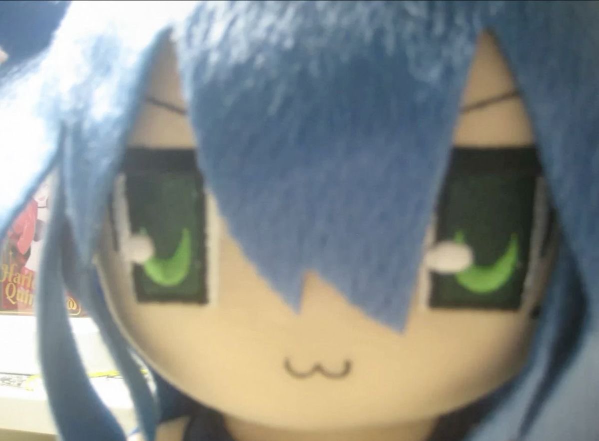 angelcache tweet media