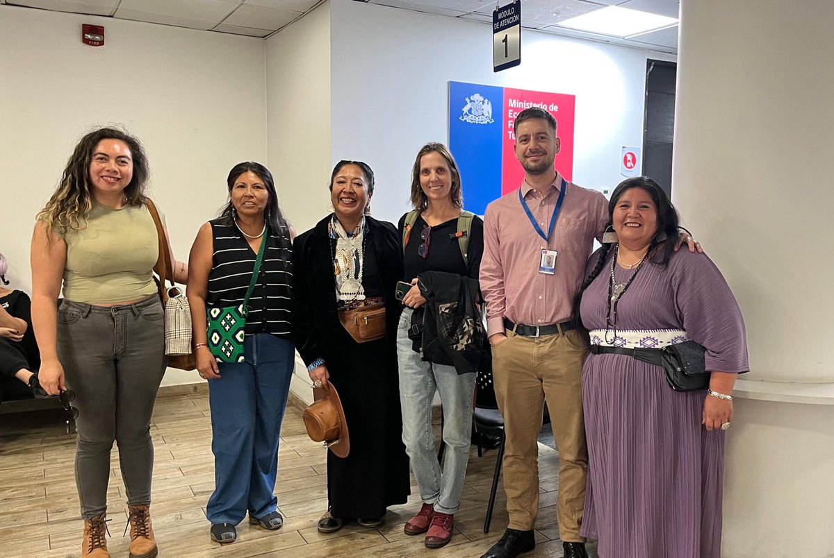 BudiMapu's tweet photo. Día histórico, nace en Chile la Asociación Gremial de mujeres originarias , Rapa Nui, Diaguita , Lickanantay y Mapuche. Gremio que busca representar el turismo indígena a nivel nacional e internacional. Agradecemos a quienes nos apoyan
Amistades, profesionales a nosotras💚 https://t.co/tYTzhkPT32