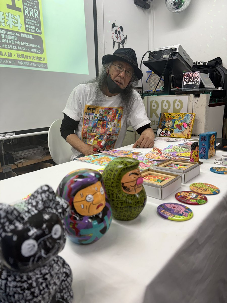 始まってます🤗
17:00までお待ちしてます‼️
<a href="/tokyo_kirarasha/">東京キララ社公式</a>